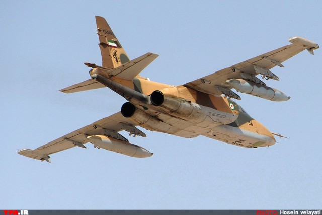 O ex-Guarda Revolucionária iraniana Corp Força Aérea (IRGC-AF) Su-25 Frogfoot avião de ataque (Foto: Hosein Velayati).