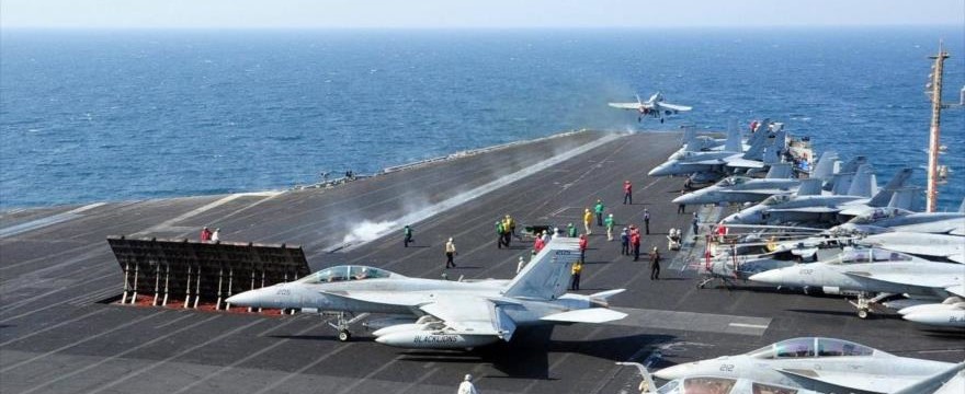 Os pilotos de os EUA relatam: não estamos autorizados a bombardear o ISIS