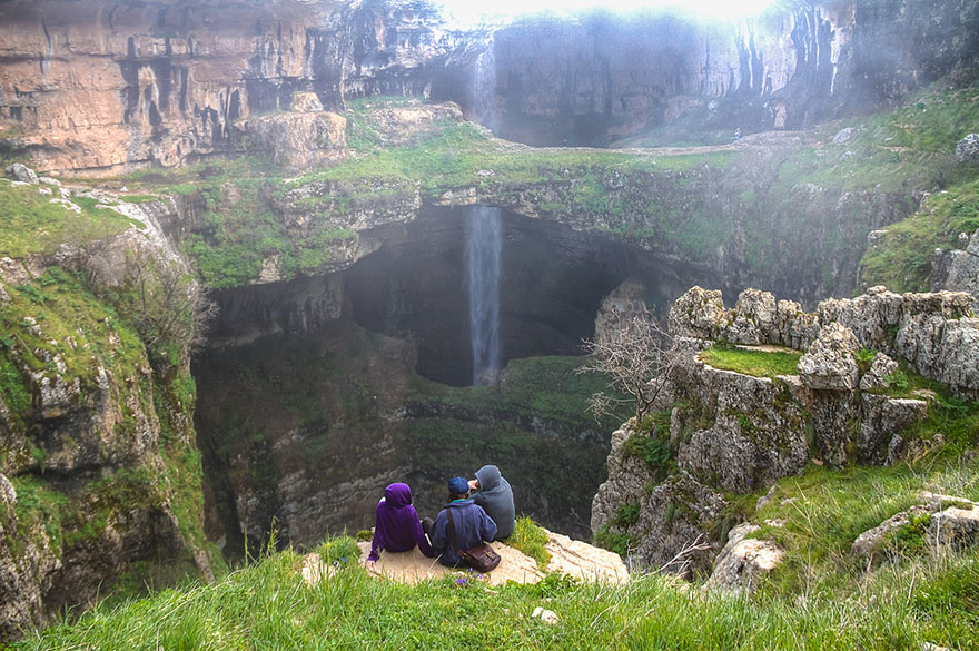 três pontes-cave-baatara-garganta-cachoeira-líbano-12